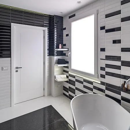 Apartment Dreamers In Belsiana Condotti Int 9 Rom