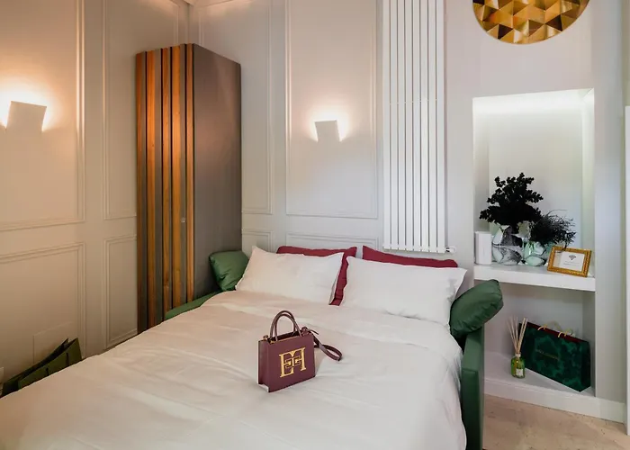 Apartment Dreamers In Belsiana Condotti Int 9 *